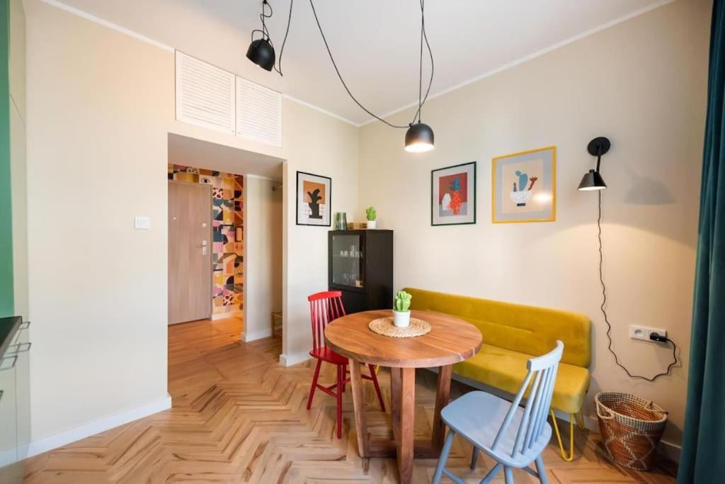 Eclectic City Apartment Near Old Town Varsó Kültér fotó