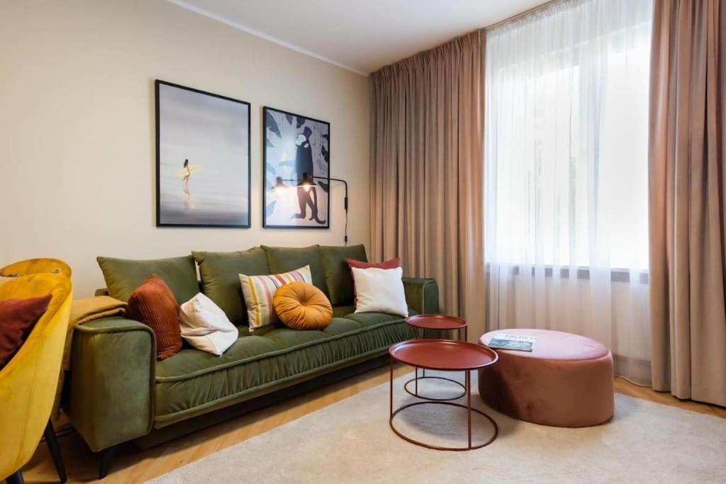 Eclectic City Apartment Near Old Town Varsó Kültér fotó
